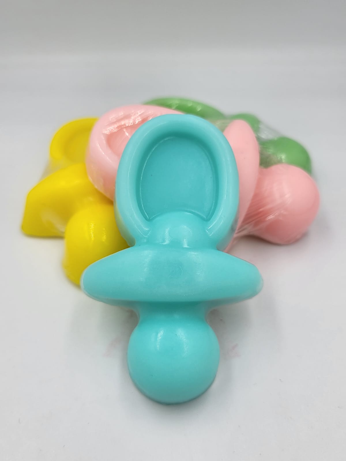 Savon décoratif en forme de tétine – Spécial Sebouh / Baby Shower